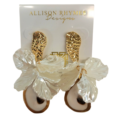 Pearl Leaf Oyster Earrings
