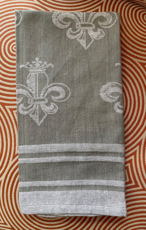 Royal Fleur Jacquard Hand Towel