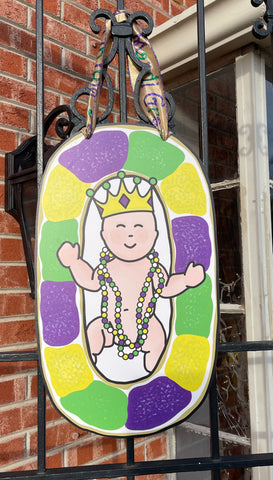 King Cake with Baby and Beads Door Hanger